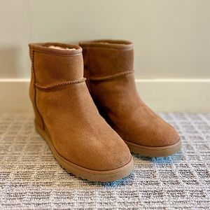 UGG Wedge Boot
